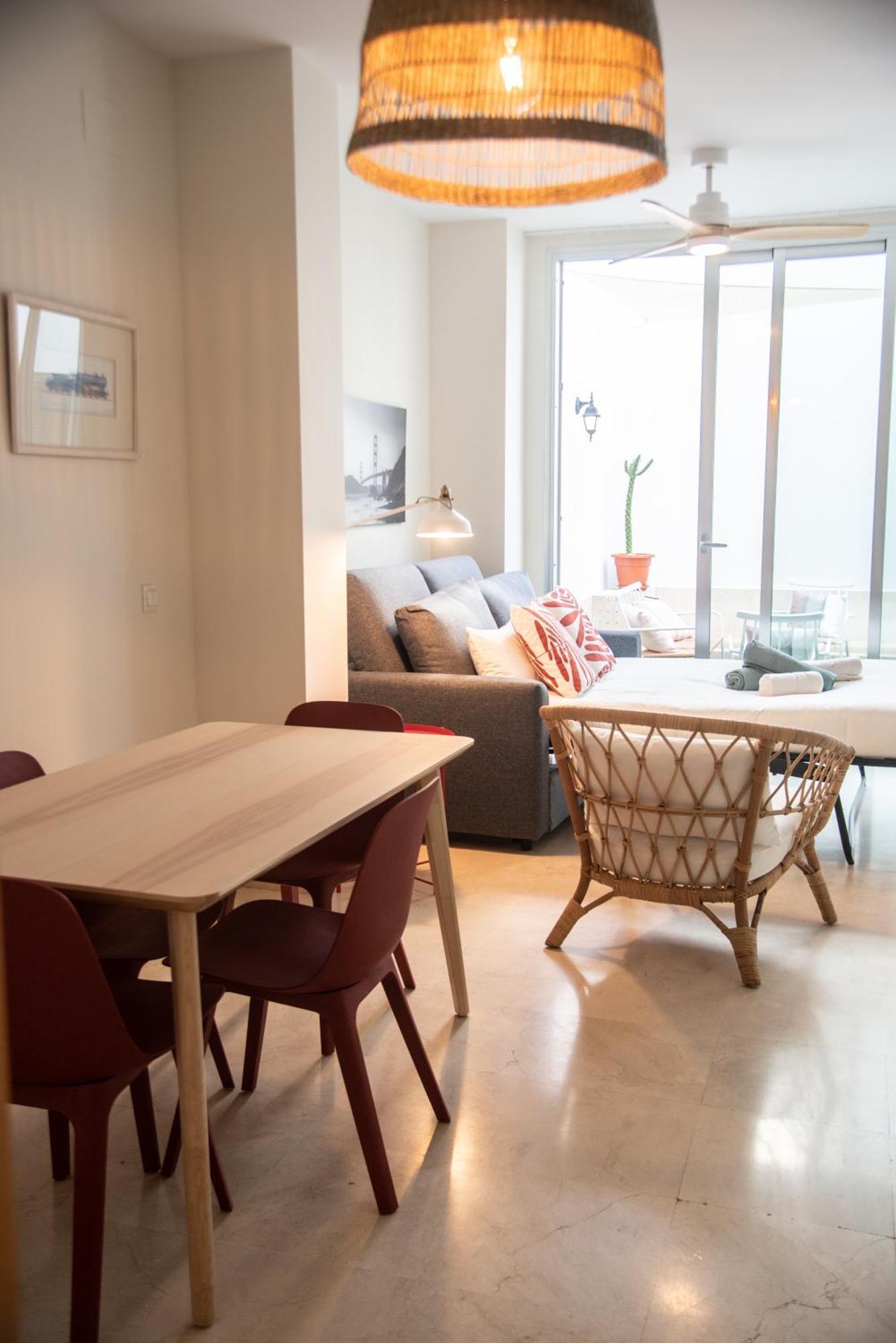 Tentudia Charming Apartments With Private Roof-Top Or Patio In San Bernardo By Ocityzen Севілья Екстер'єр фото