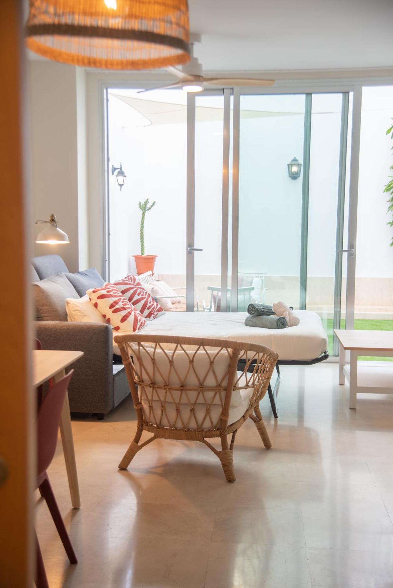 Tentudia Charming Apartments With Private Roof-Top Or Patio In San Bernardo By Ocityzen Севілья Екстер'єр фото